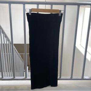 JAMES PERSE heavy weight ribbed skirt. Very stretchy and sleek.